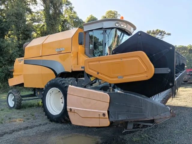 Colheitadeira Valtra - BC 4500, 20 pés, Duplada. Fabricação 2011 - Foto 6