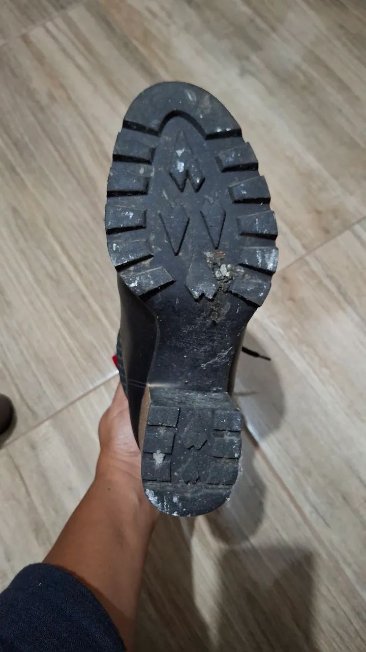 Bota preta - Foto 4