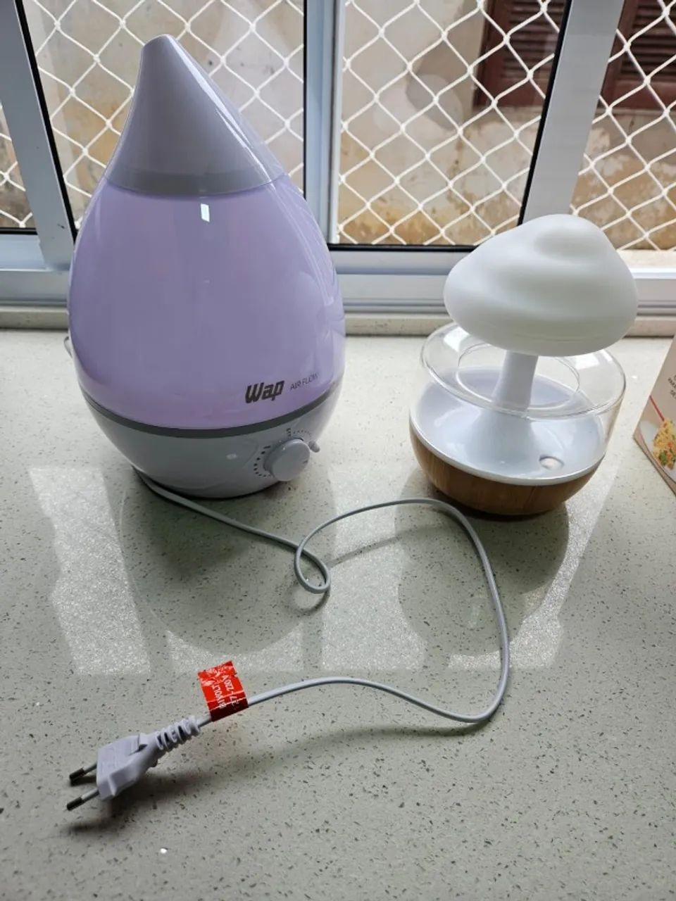 2 umidificadores de ar - WAP Air Flow + Rain Cloud LED