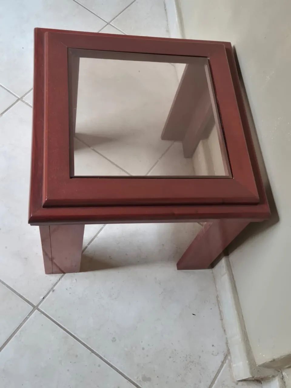 Mesa mogno de centro 