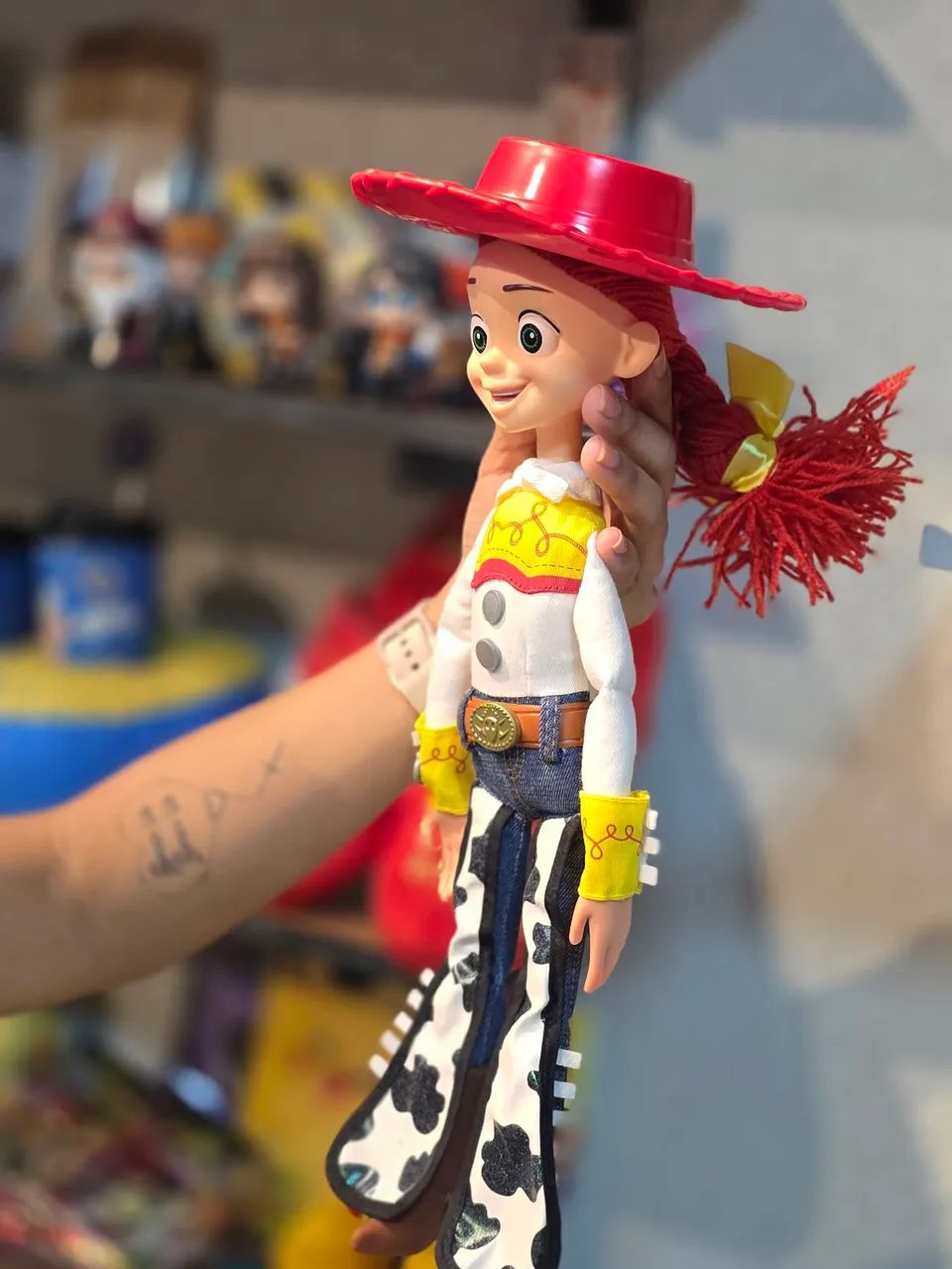 Woody E Jessy Toy Story bonecos colecionáveis  - Foto 2