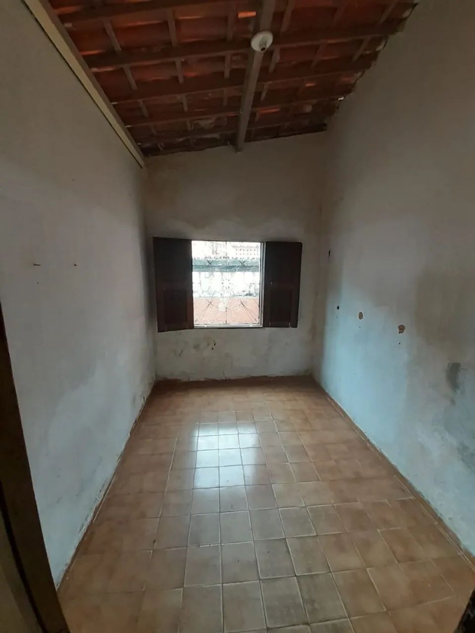 Ampla CASA  a venda - Foto 5