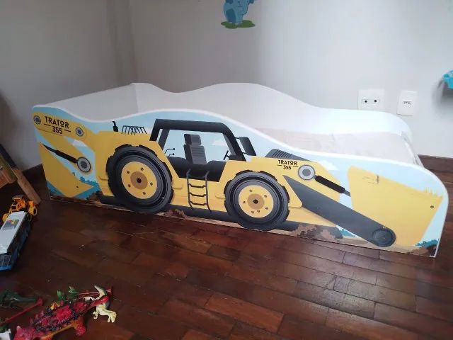 Cama infantil trator 