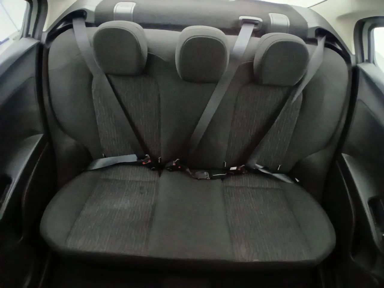 Fiat Cronos 1.3 8V Flex, foto 18 de 18