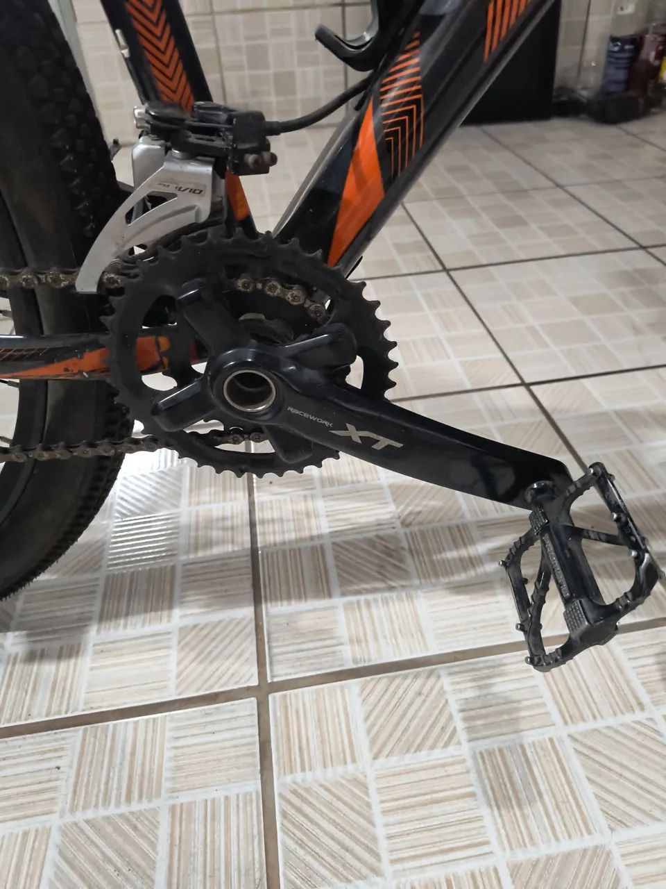 Bicicleta First Shelby aro 29 Valor negociável  - Foto 2