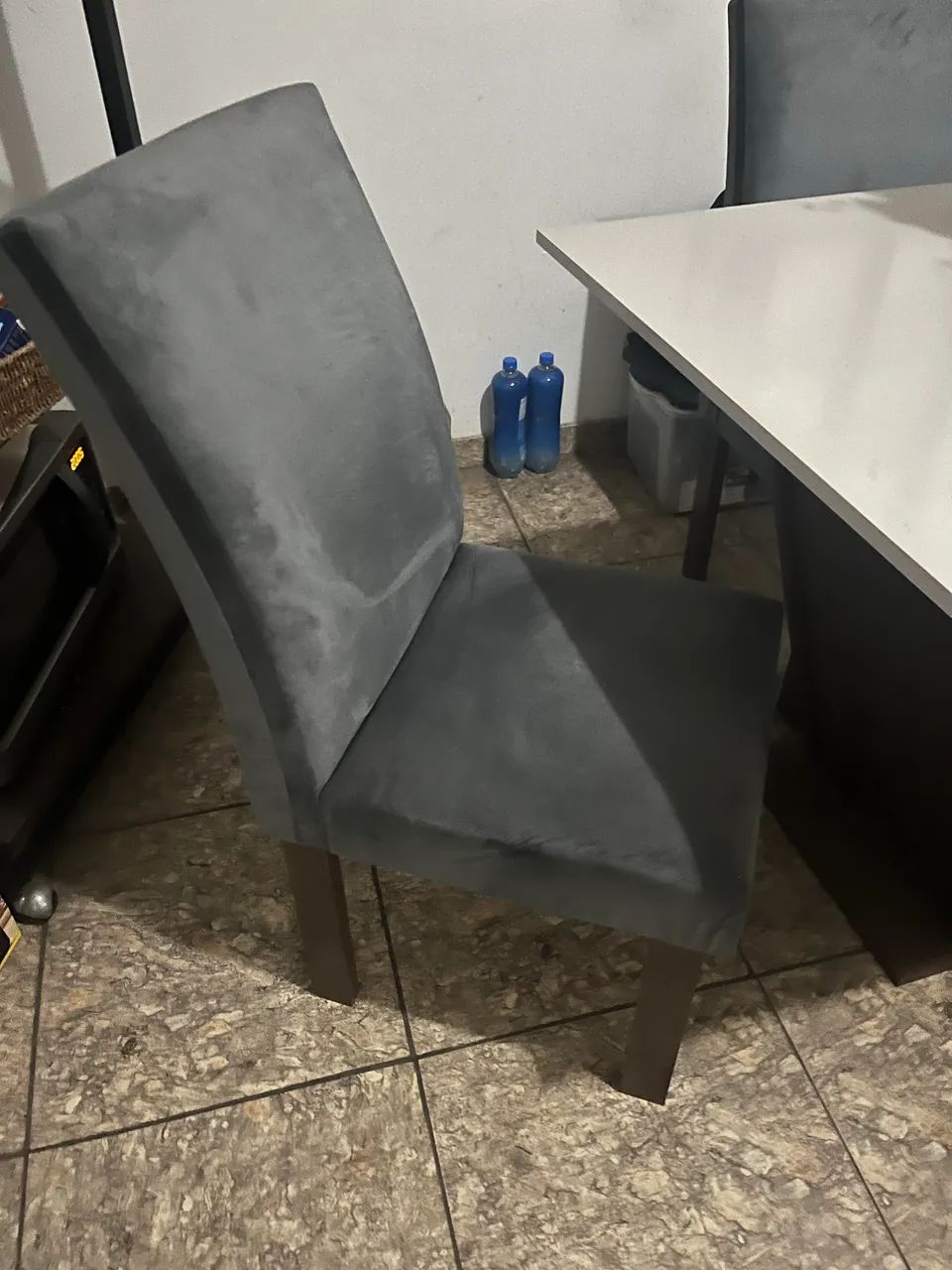 Vendo jogo de mesa com 4 cadeiras - Foto 5
