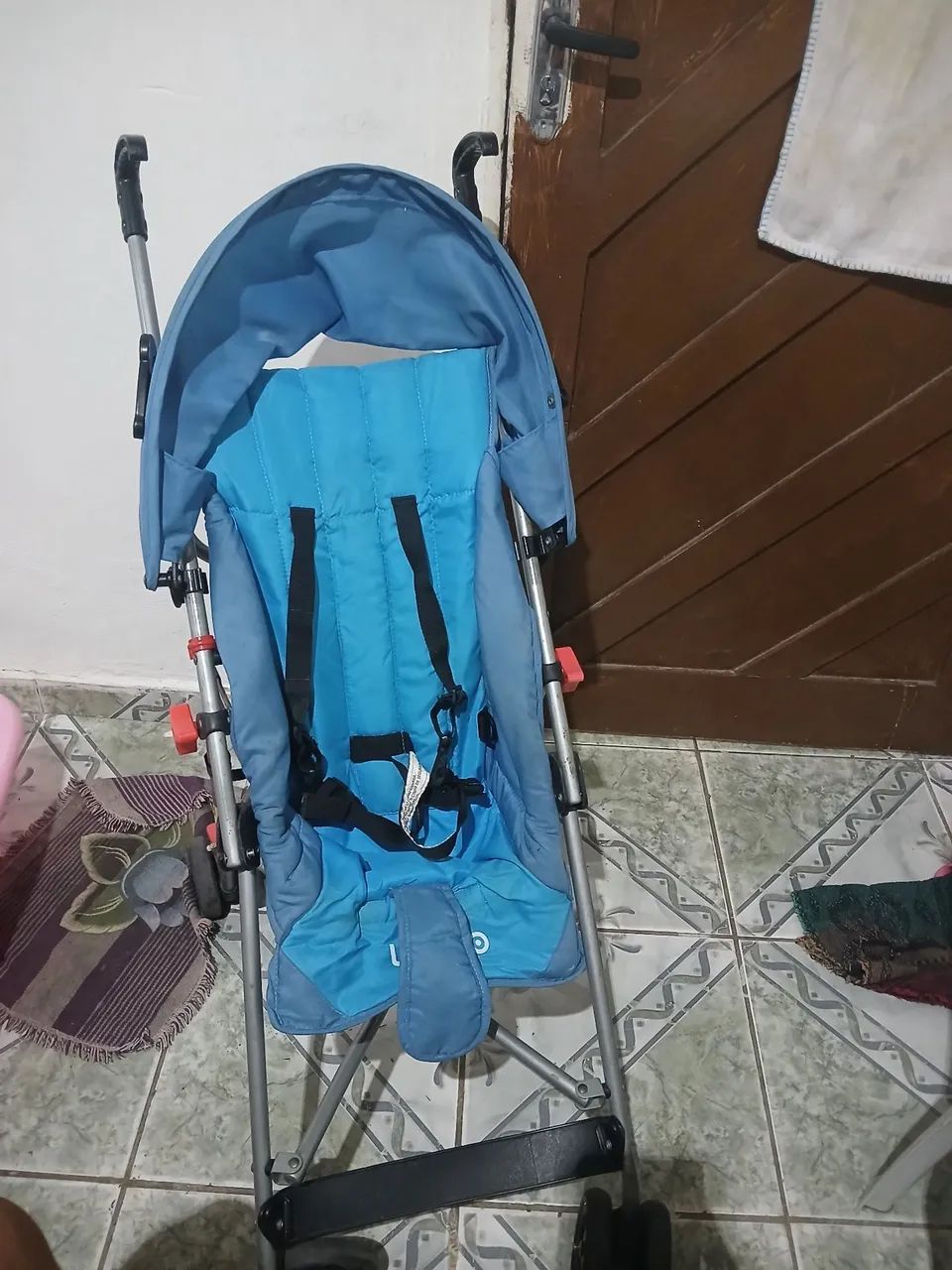 Vende carrinho de bebê de menino - Foto 3