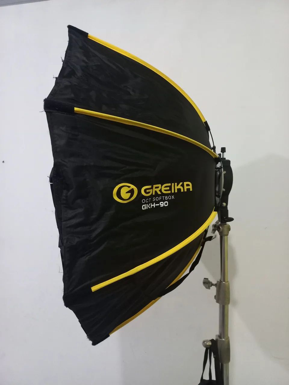Octabox 90cm + Tripé inox - Foto 2