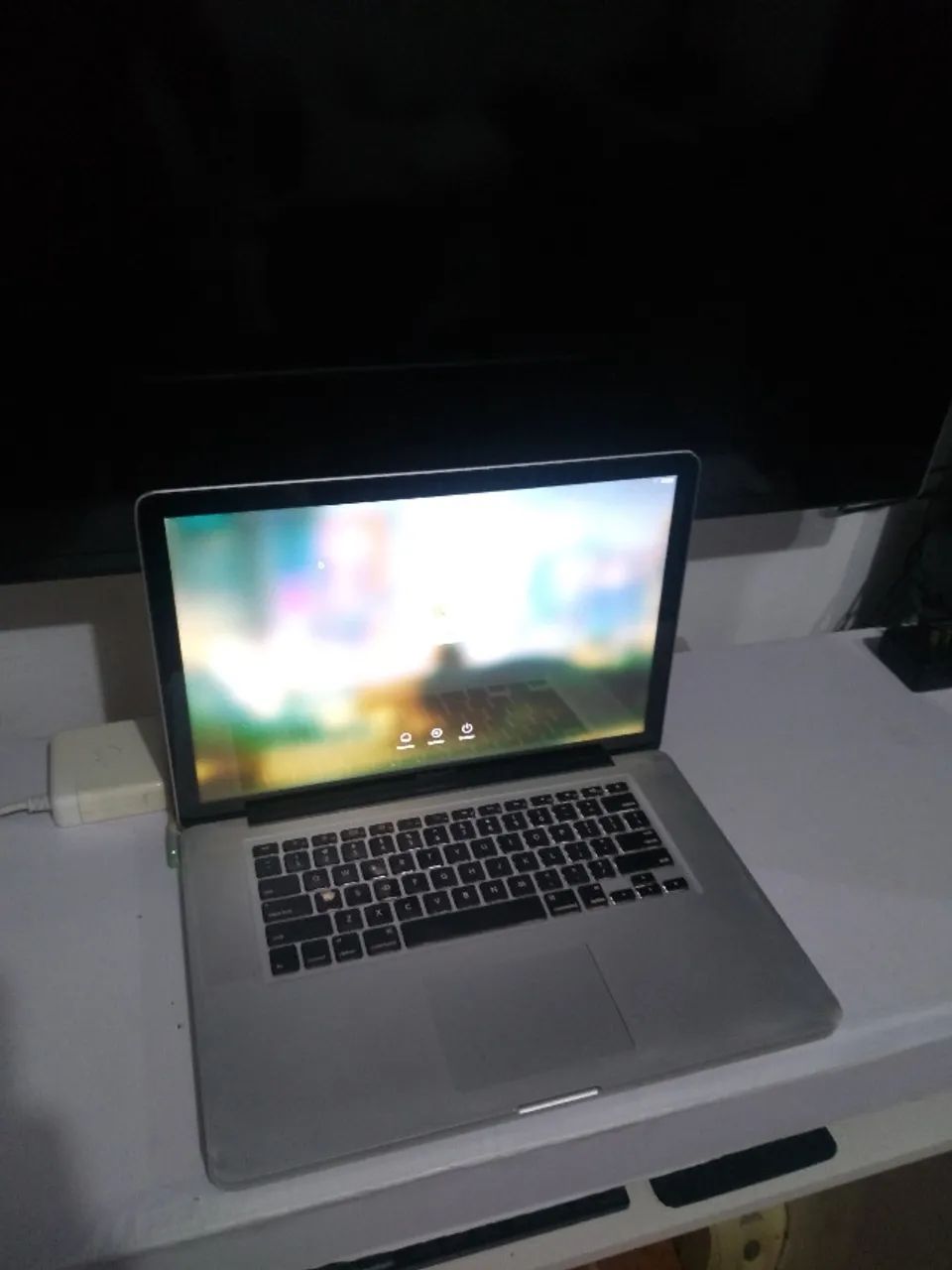 Macbook core i7 2011 SSD 500 16gb ram