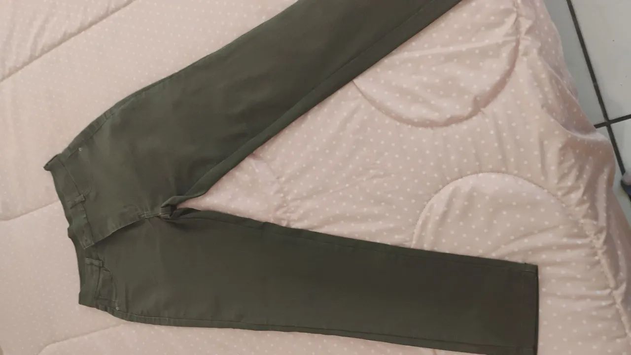 Roupas usadas em excelente estado - Foto 2