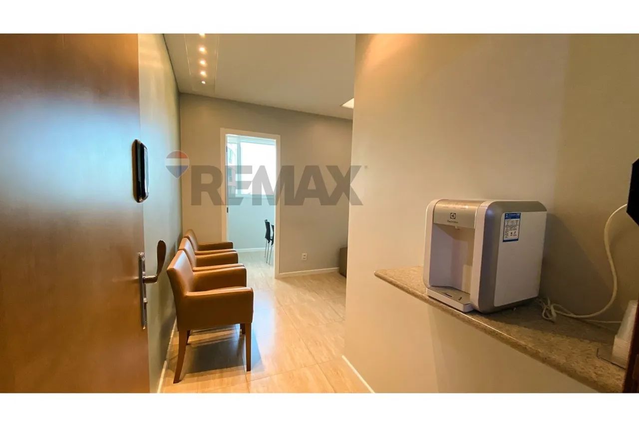 Sala Comercial à Venda em Jardim Camburi | 48m² | 2 Vagas - Foto 2