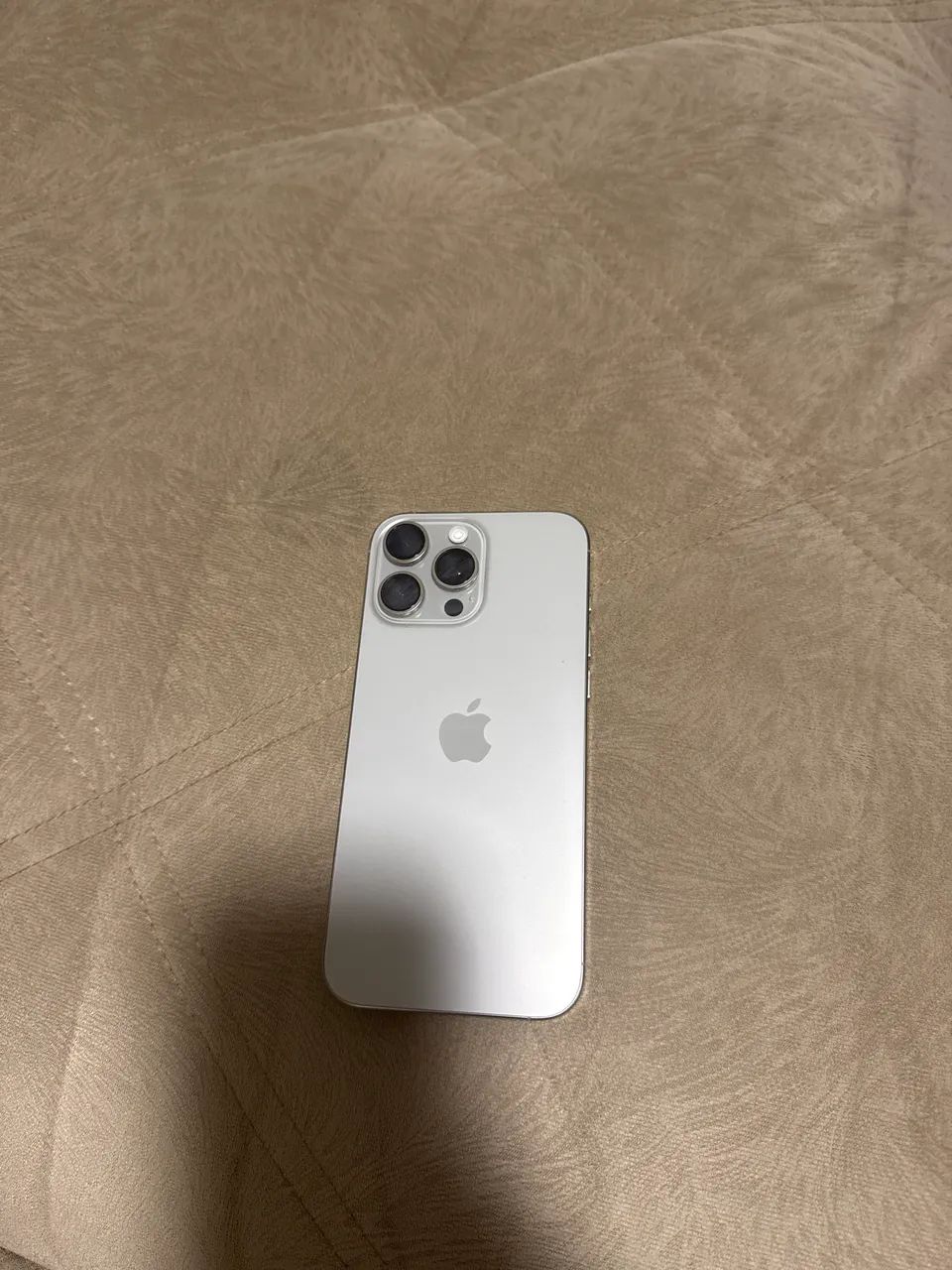 iPhone 16 pro max 256 - Foto 2