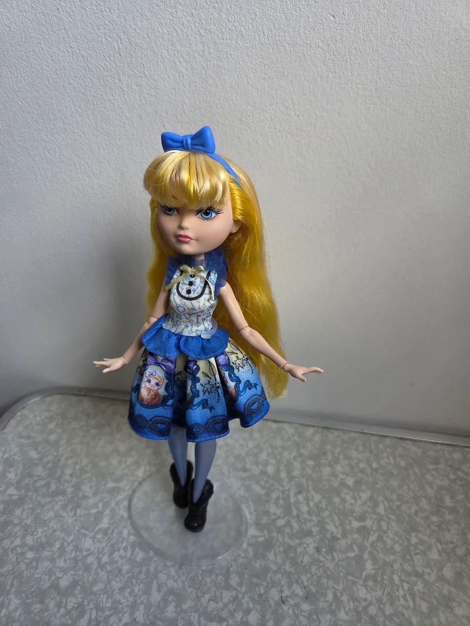 Blondie Basica - Ever After High