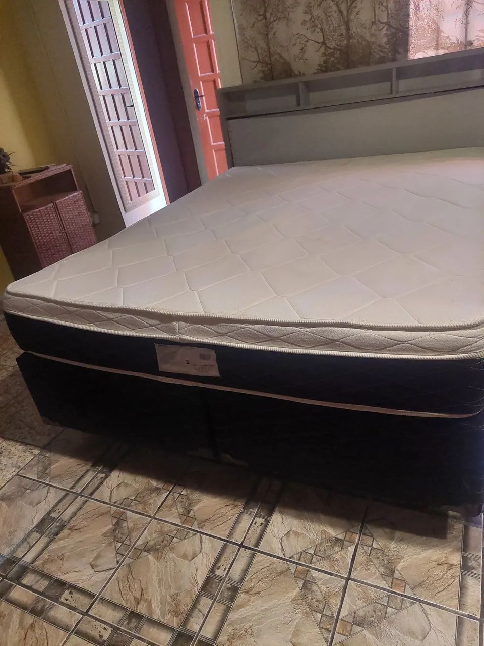 CAMA BOX QUEEN