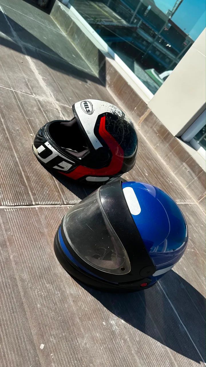 2 capacetes N58