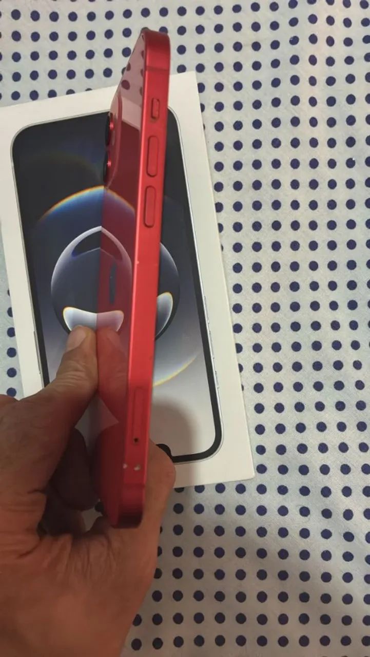 IPhone 12 Red produt 64 gigas - Celulares e Smartphones - Pituba