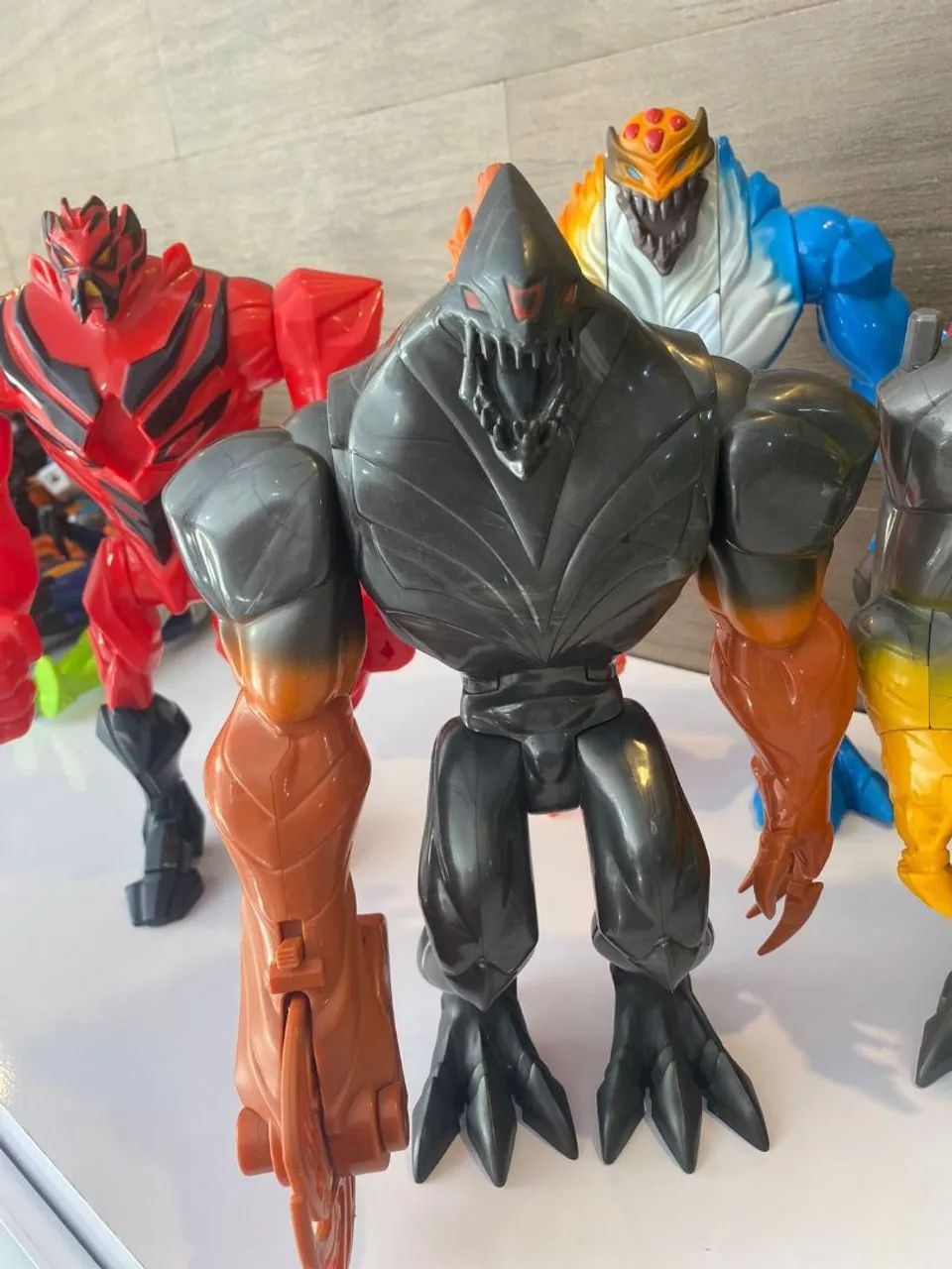 Bonecos Max steel  VALOR DE CADA