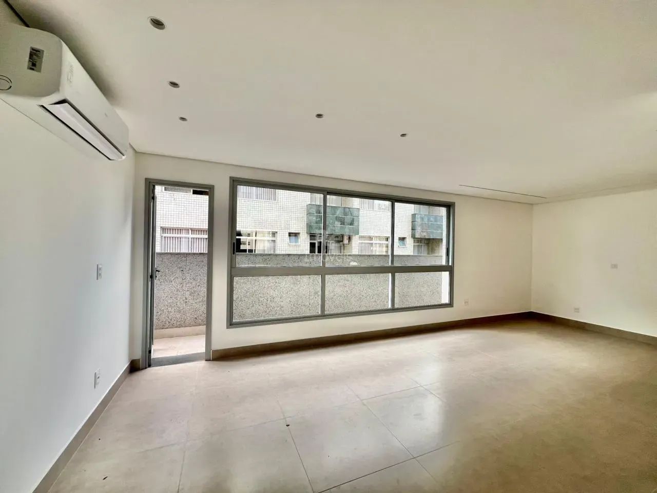 Apartamento 2 quartos e 1 vaga para aluguel no bairro Funcionários - Foto 5