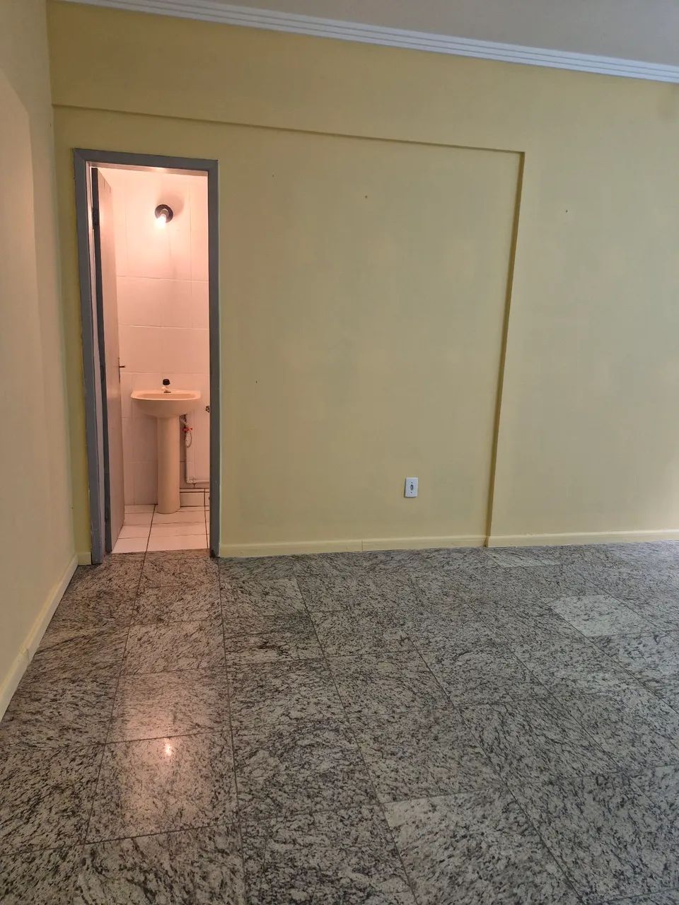 Sala, reformada no centro, Relógio de São Pedro - Foto 5