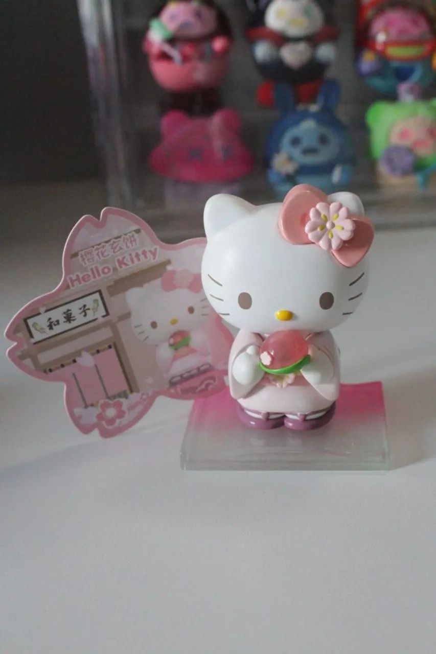 Sanrio Original - Hello kitty Sakura Top Toy