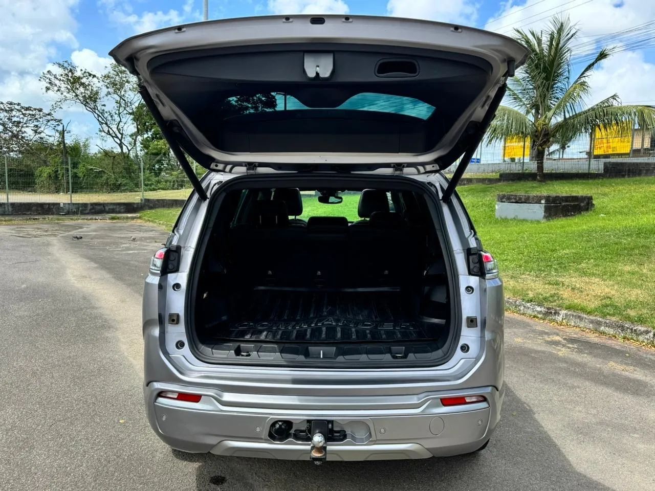 Jeep Commander 2024