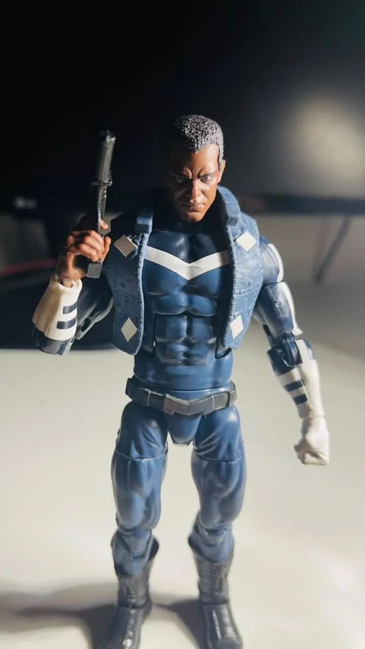 Marvel Legends Action Figure Blue Marvel + Brinde - Foto 5