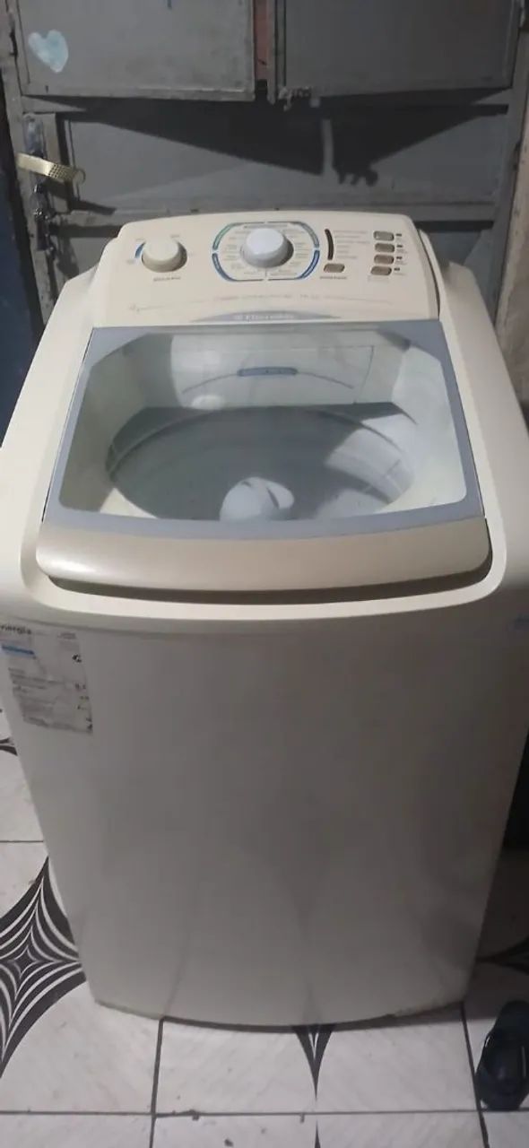 Máquina de lavar Electrolux 10kg 