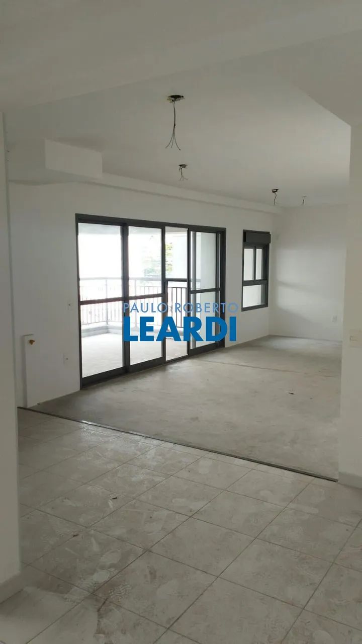 APARTAMENTO - MOOCA - SP