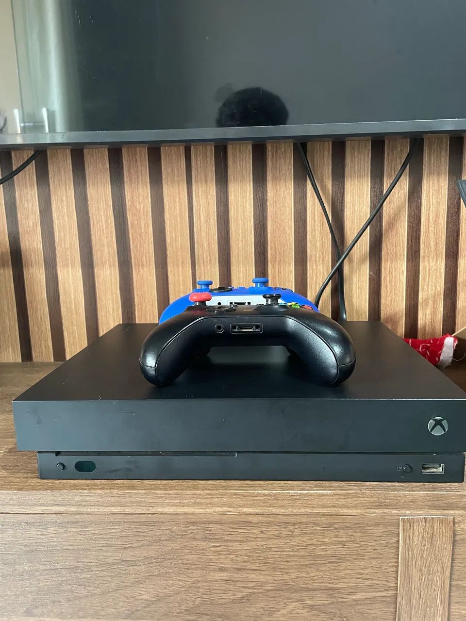 Vendo Xbox one x 1TB 