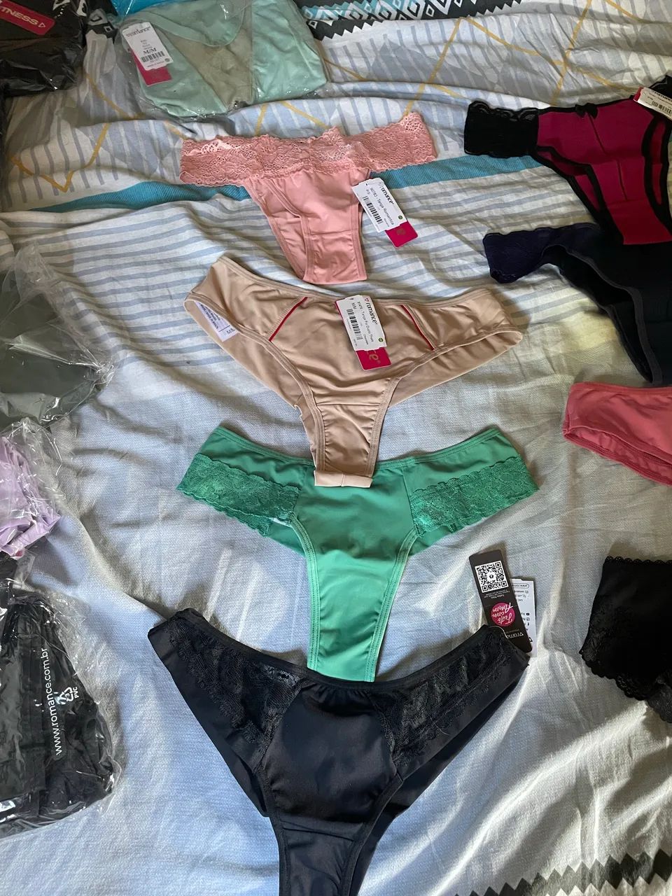 ROUPAS ROMANCE A FAVORITA 