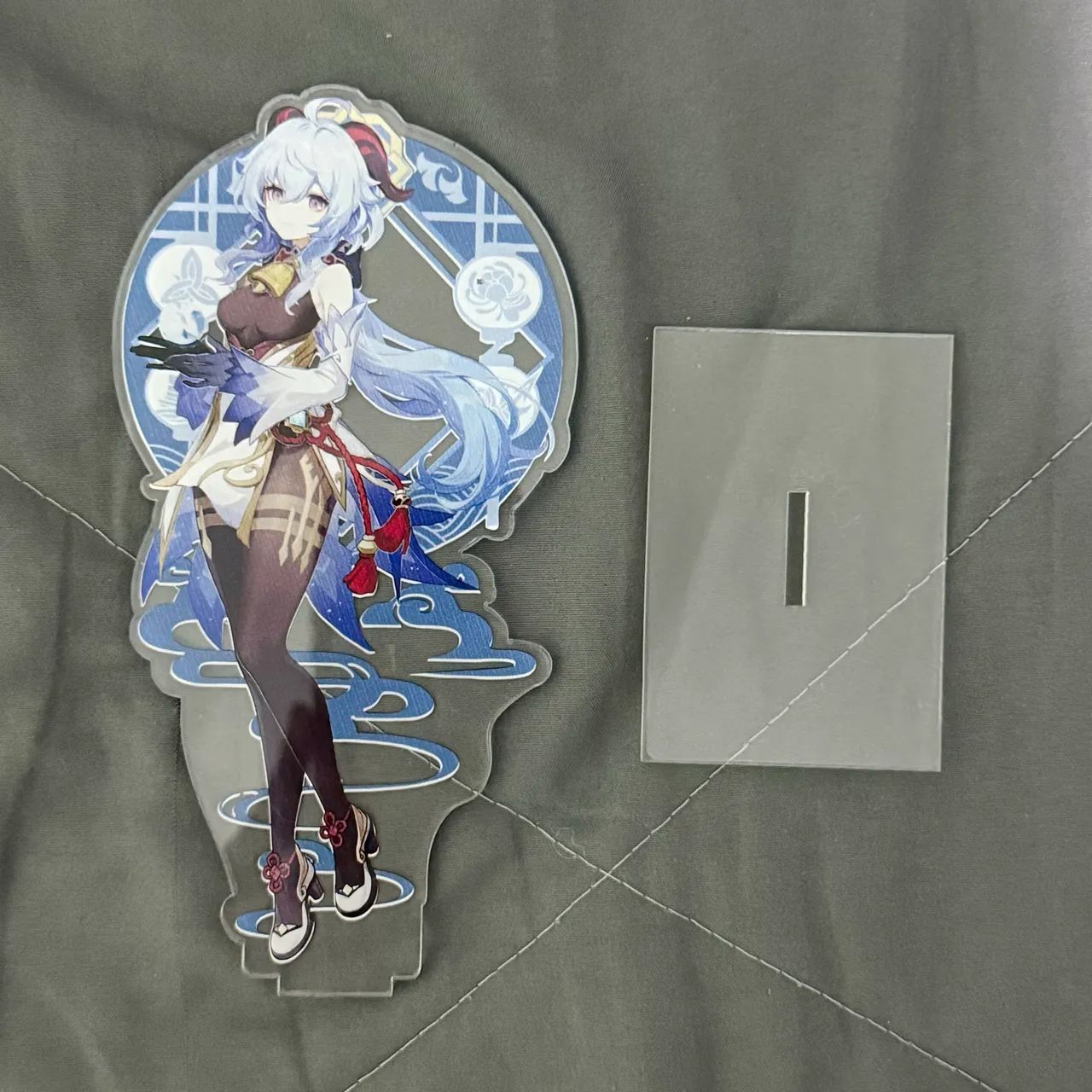 Stand de acrílico Genshin Impact - Ganyu  - 15 cm
