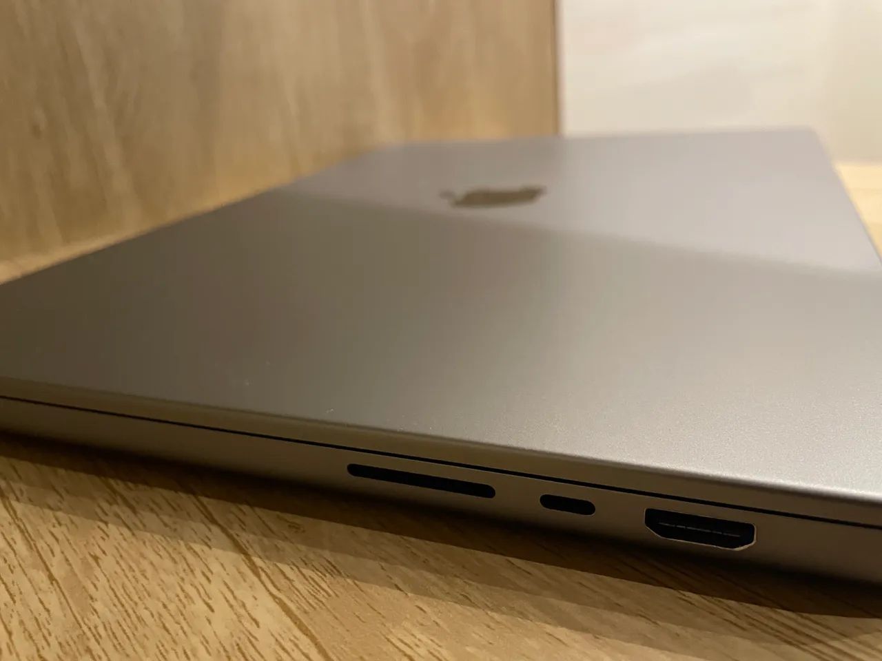 MacBook Pro M1 Pro 16 pol (130 ciclos) - Foto 3