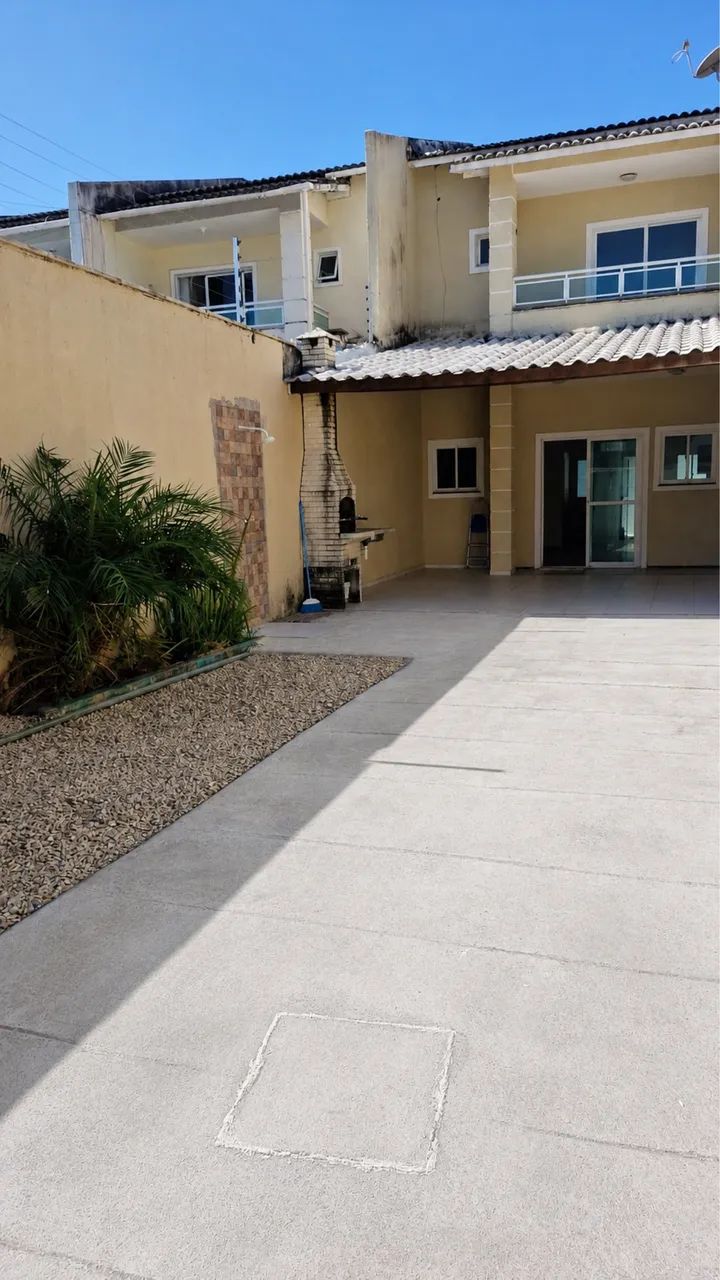 ALUGUEL DE CASA DUPLEX - CENTRO EUSÉBIO - Bem localizada 