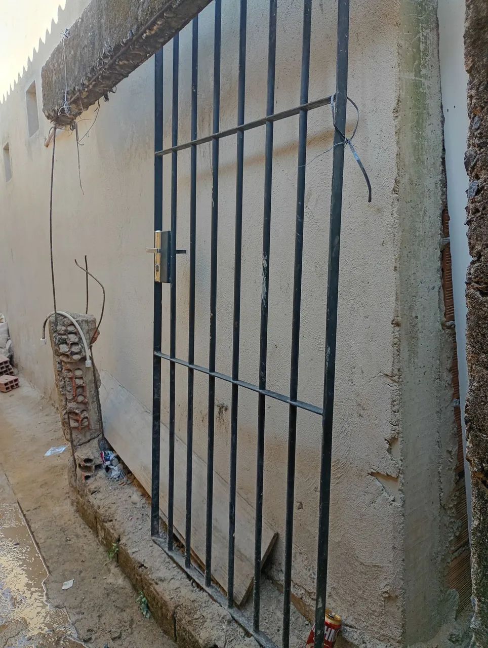Portão de grade sem marco, e chapa 