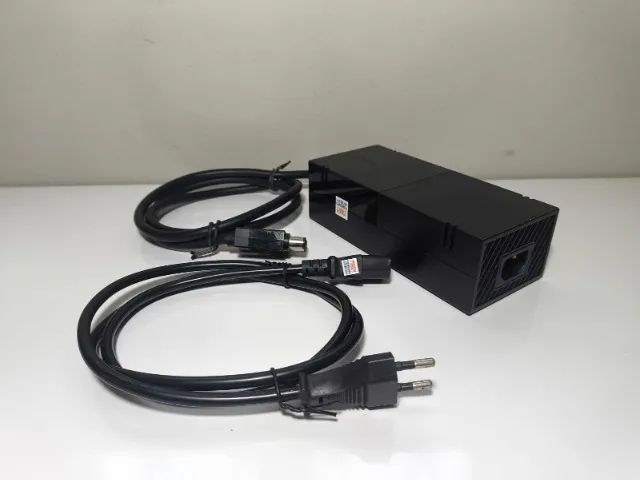 Fonte Xbox One Fat Original Microsoft Bivolt Seminova