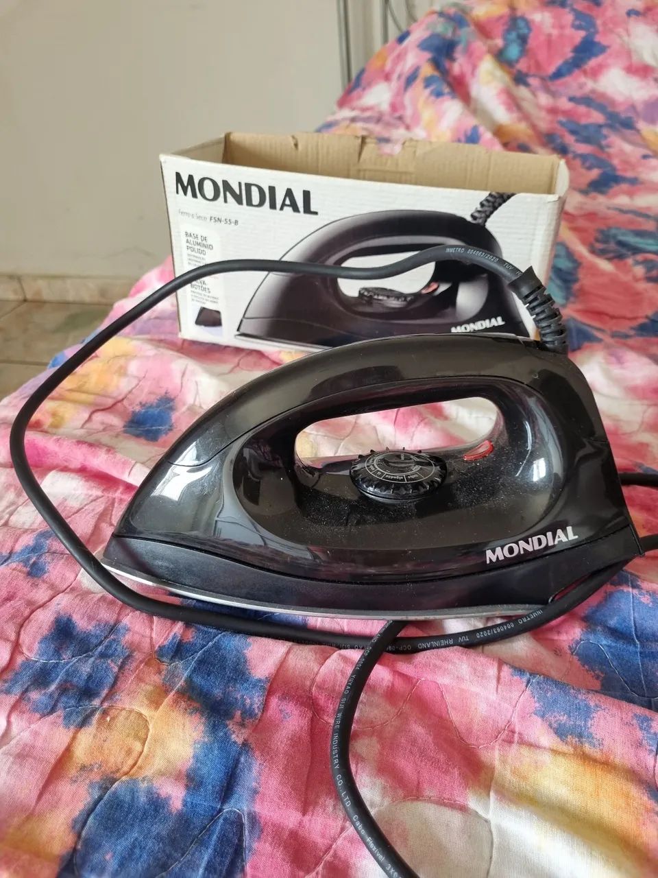 Ferro de passar roupa 