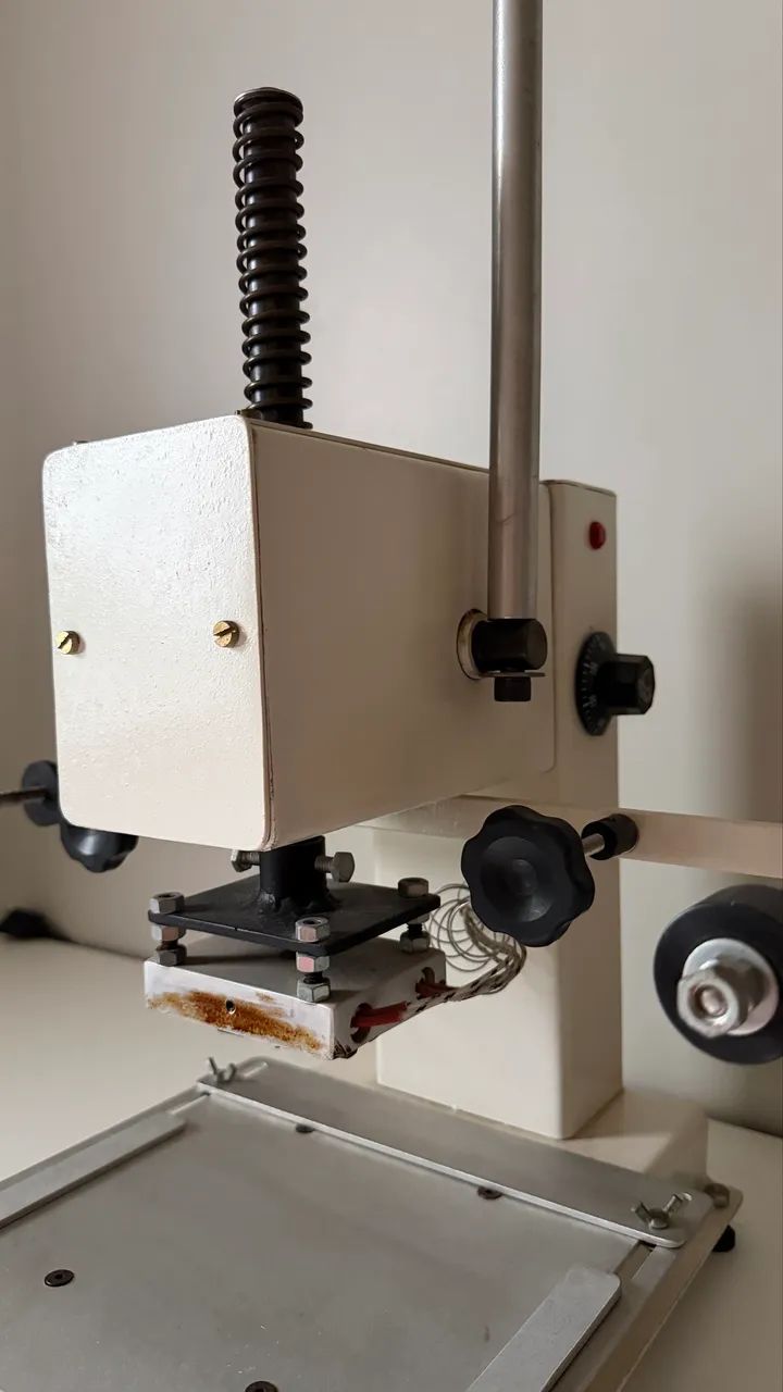 Máquina De Gravação Hotstamping Personalização Manual - Foto 4