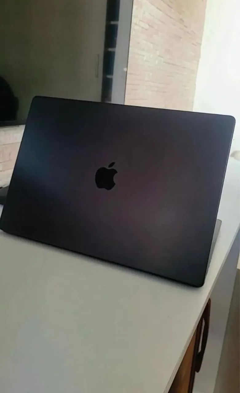 MacBook Pro 16 M3 Pro 18GB 512GB SSD - 100% Bateria 