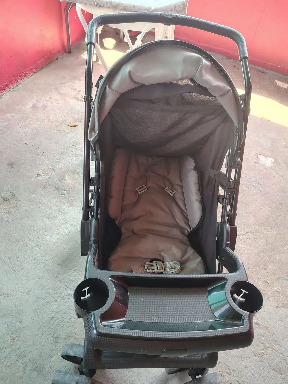 Carrinho de bebê excelente marca galzerano - Foto 2