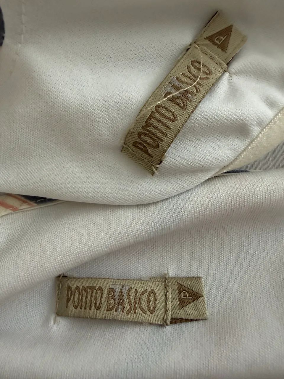 Conjunto blusa e saia  - Foto 2