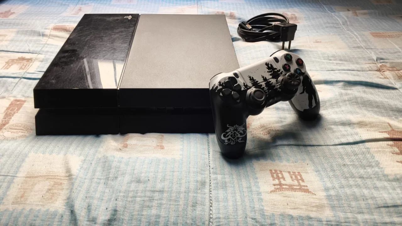 PS4 FAT