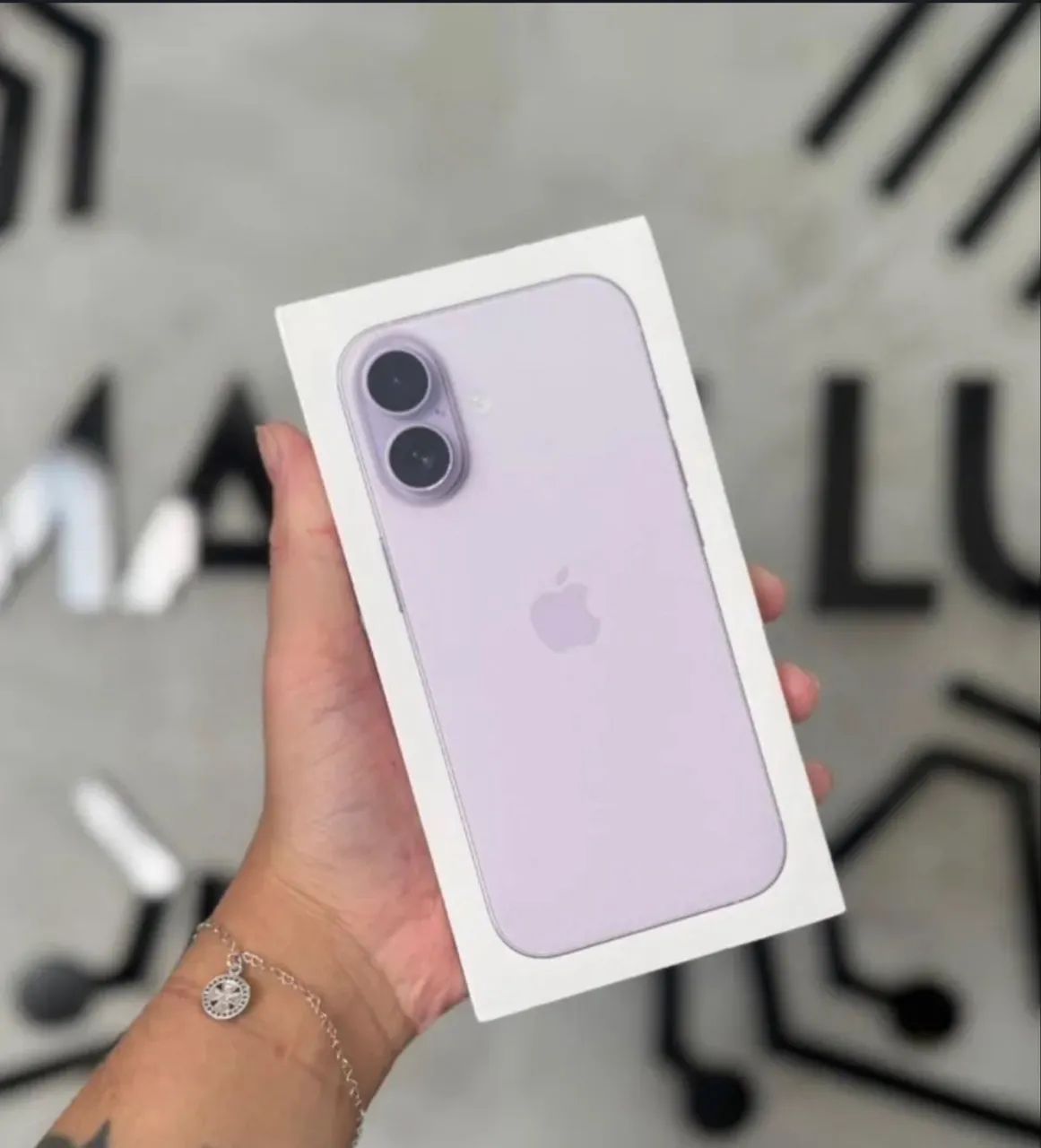 IPHONE 17 - 256 gb ROXO NOVO