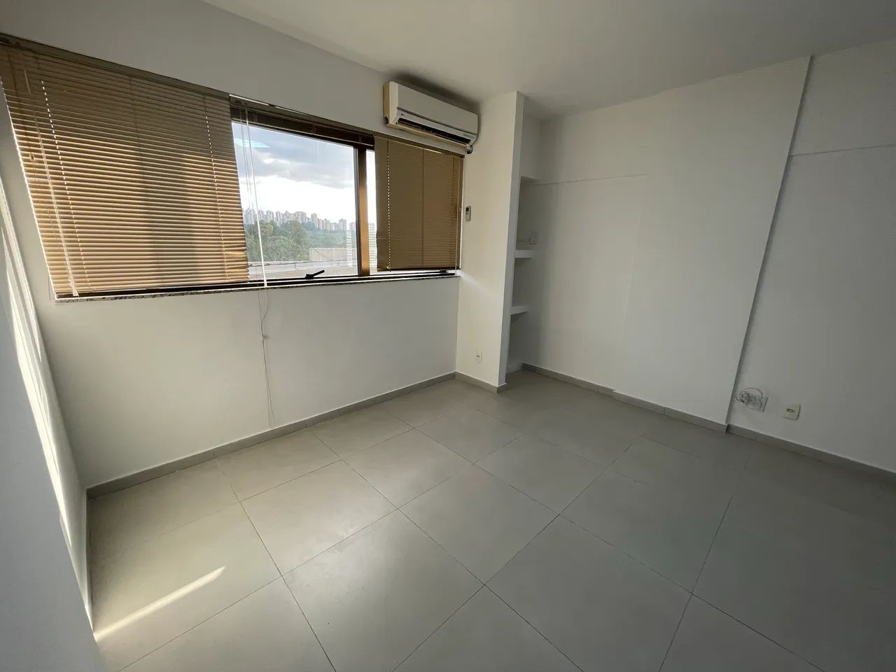 Sala Comercial - Plaza Mall - Águas Claras - Foto 2