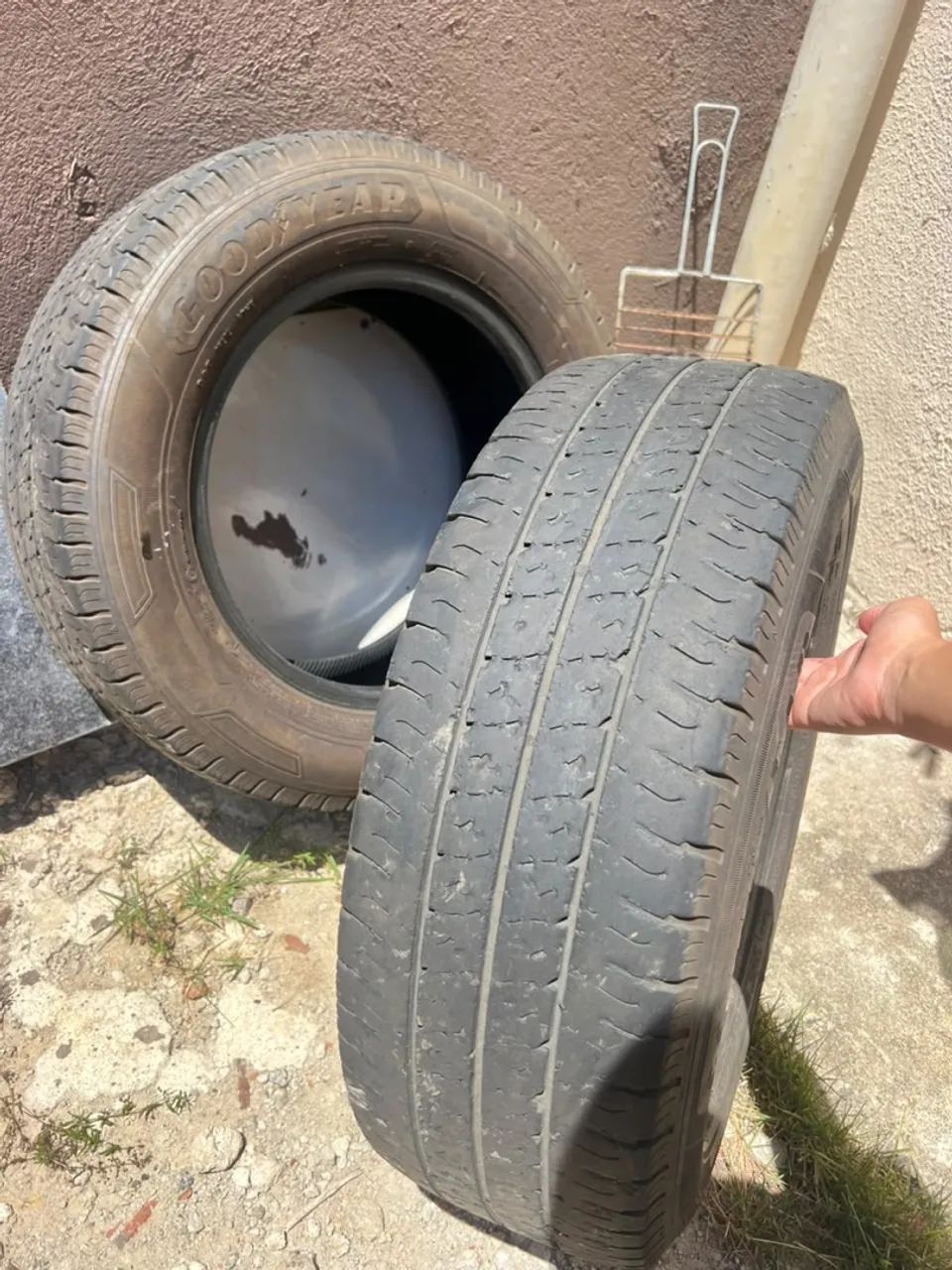 Pneu 215/65/16 CARGO  - Foto 4