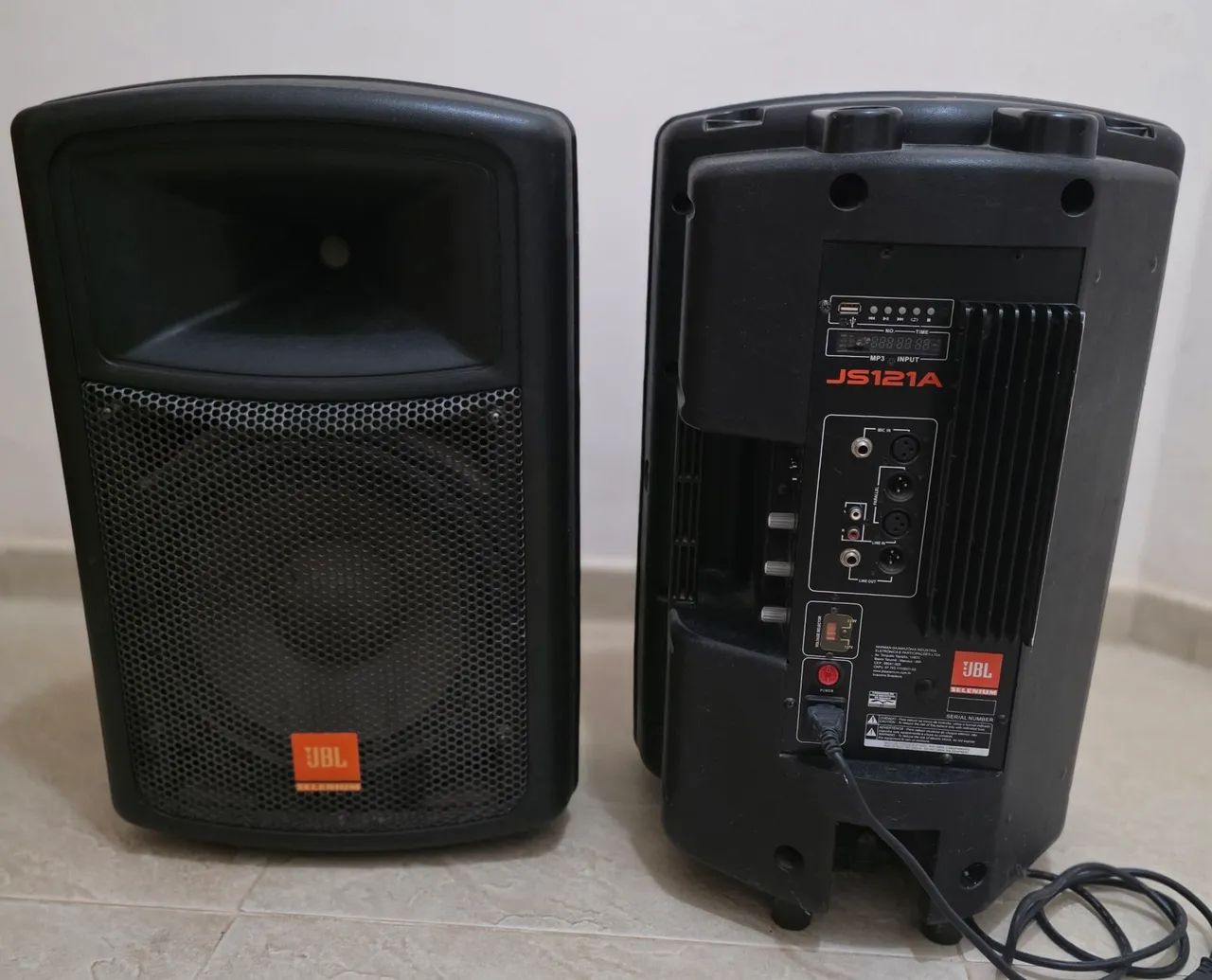 Caixa ativa  JBL SELENIUM JS 121A