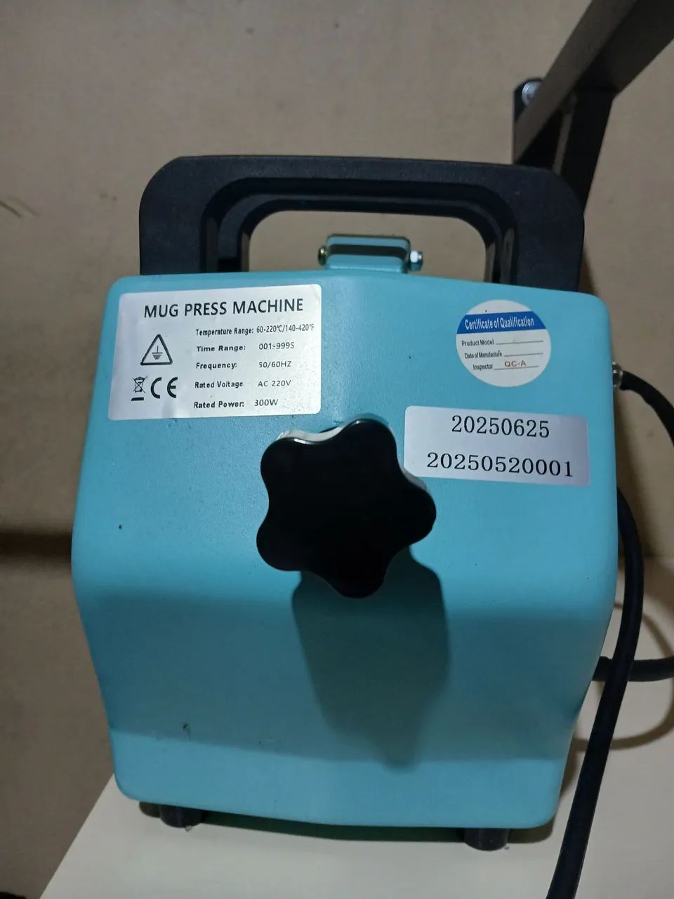 Prensa térmica para canecas 220v - Foto 2