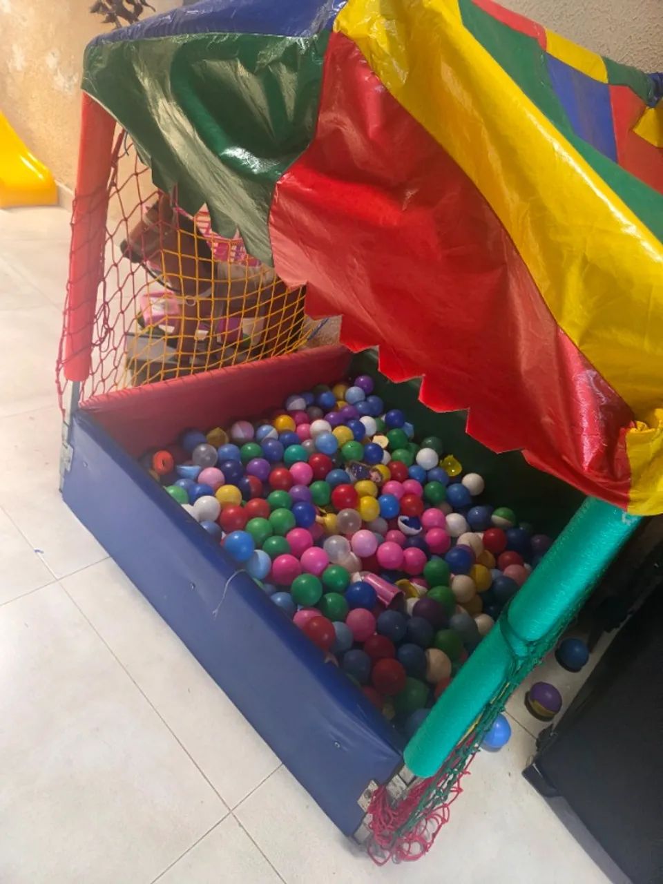 Piscina de bolinha - Foto 2