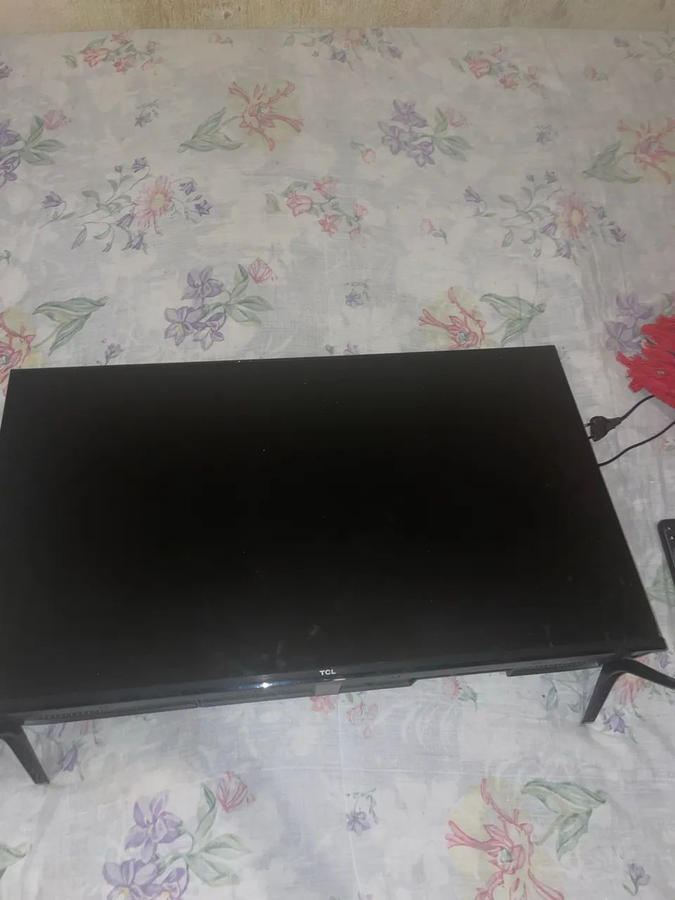 Tv tcl 32 polegadas, funcionando tudo.