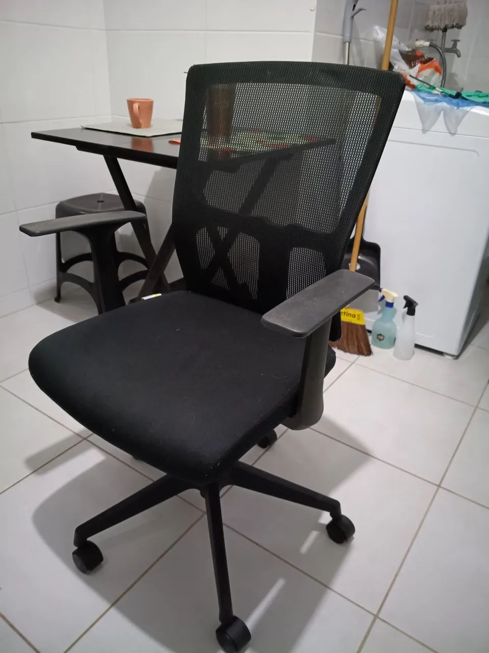 Cadeira de escritório/home office Elegrin - Foto 4