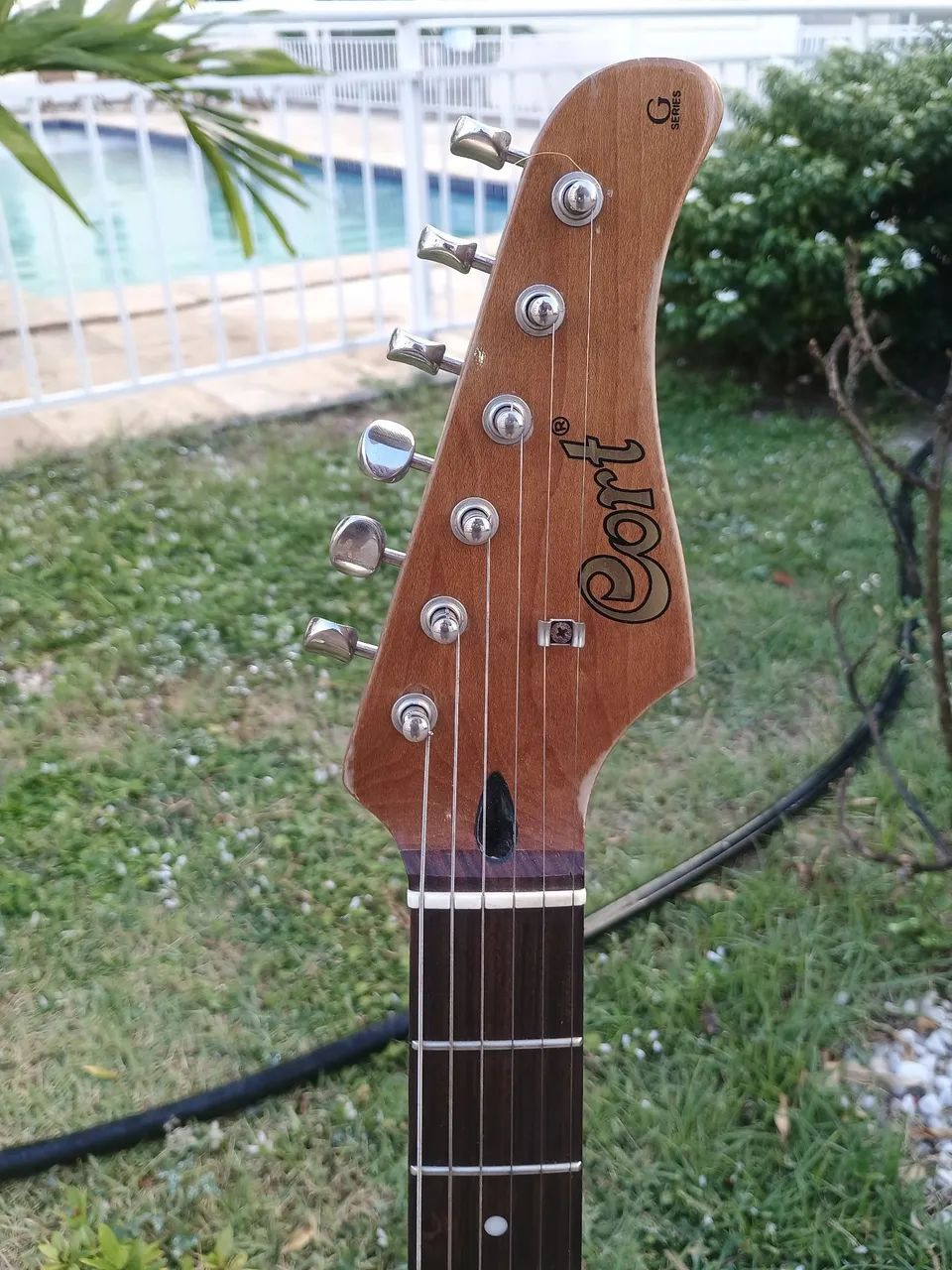 Guitarra Cort G260 CS - Foto 4